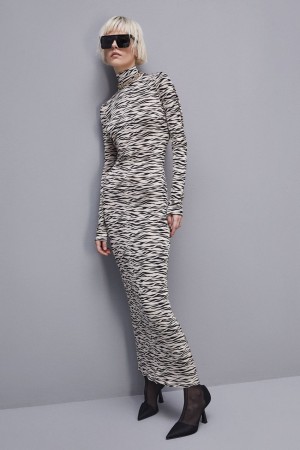 Patrizia Pepe Long Slim Fit Dress Animalier | 80HDMUXIA