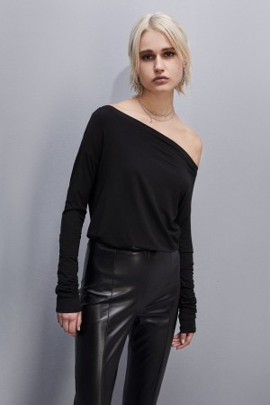 Patrizia Pepe “essential” Long-sleeved T-shirt Nere | 30SMLCQVR